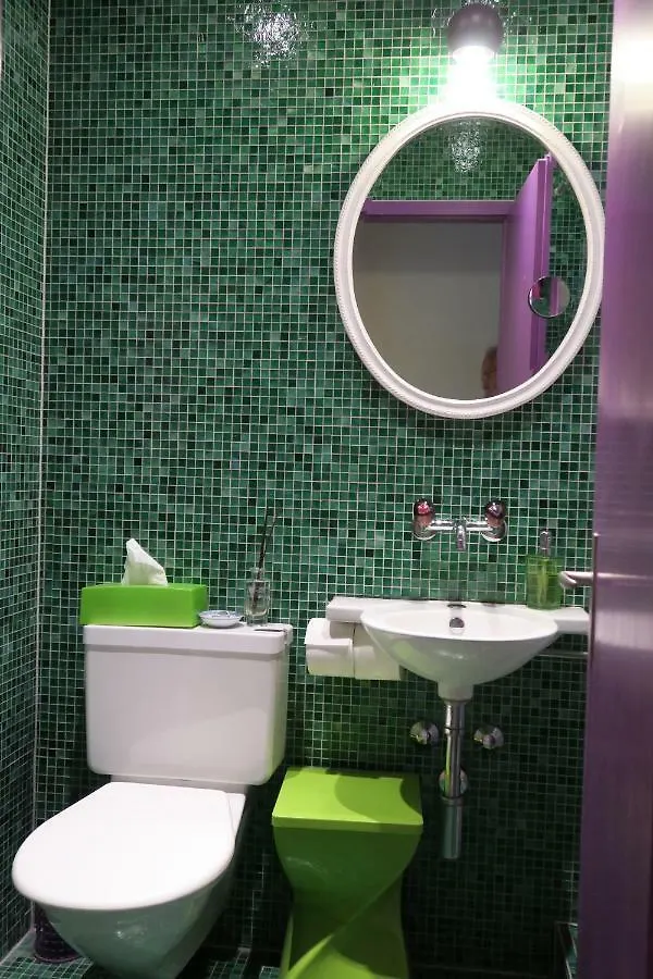 Bed & Breakfast B&B La Vie En Rose Basel Switzerland